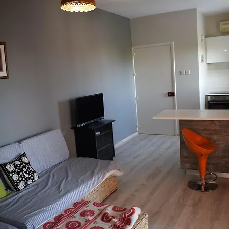 Appartement Direct Psarolimano Court *
